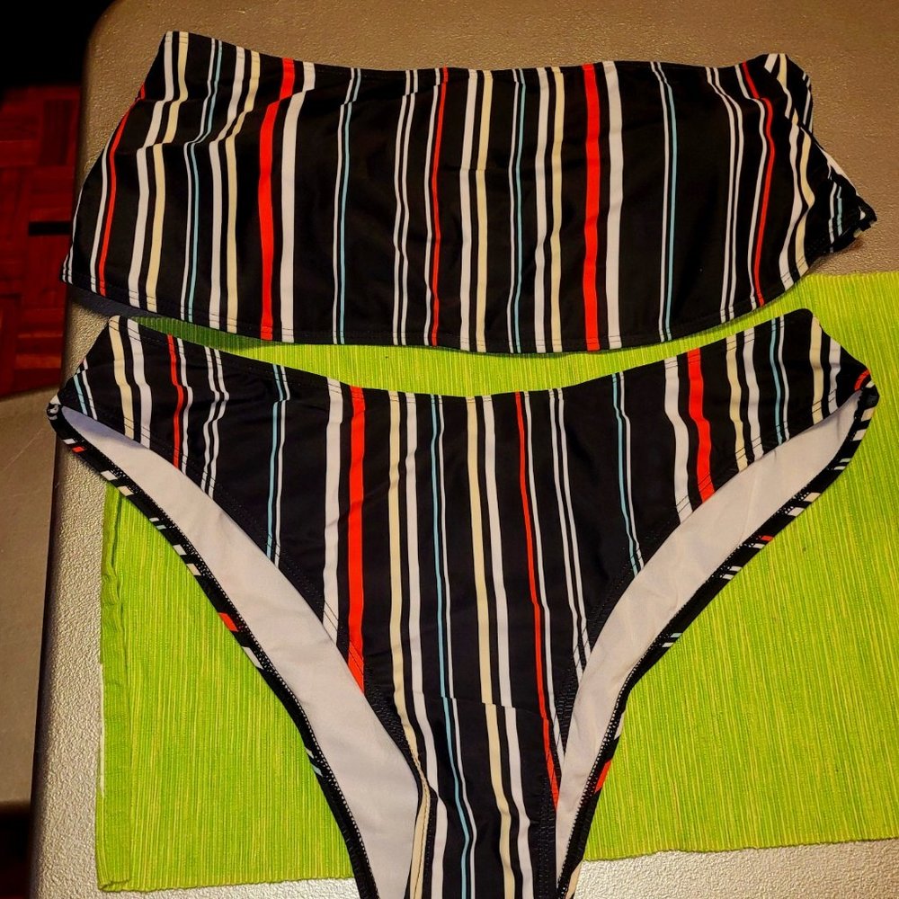 SHEIN Plus Size  Striped Bandeau High Waisted Bikini Swimsuit